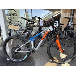 CUBE STEREO 120 YOUTH ACTIONTEAM 2020